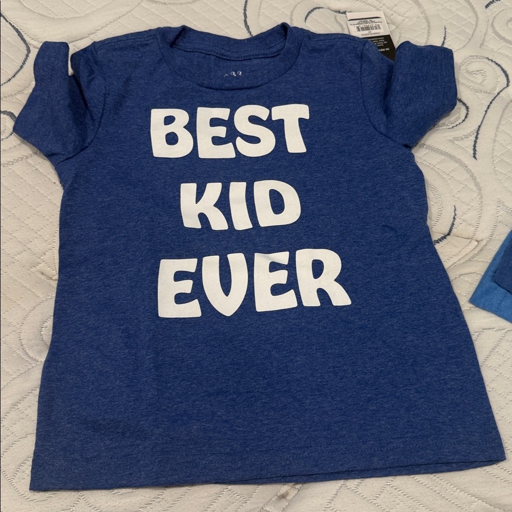 Lot of 4T
graphic tees all brand new - Picture 6 of 7
